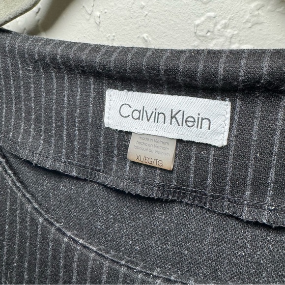 Calvin Klein Black Pinstripe Top XL - Picture 2 of 5